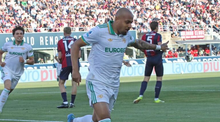Malen: We Dream of Topping Last Season; Assists Matter as Much as Goals