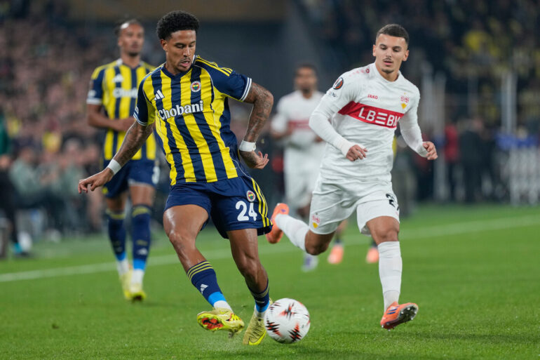 Roma target Fenerbahçe defender Oosterwolde