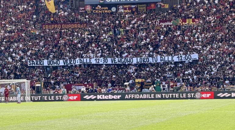 Roma fans mock Lazio manager Sarri with banner ahead of Derby della Capitale
