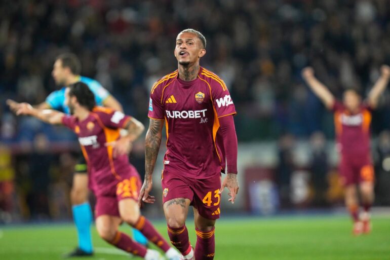 Wesley delivers top-player season: already more goals than Cafú and Maicon