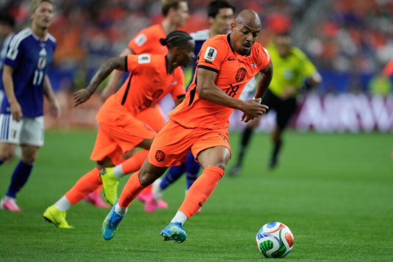 Malen starts for Netherlands against Japan