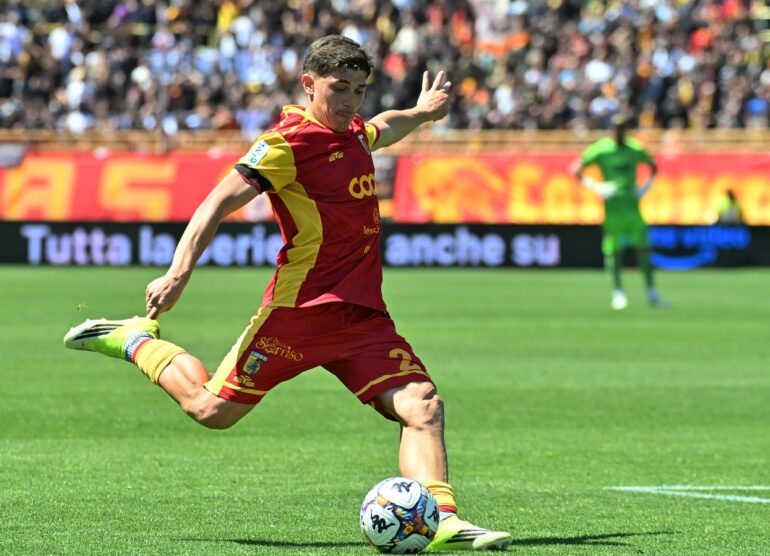 Roma, Sassuolo, and Fiorentina compete for Favasuli
