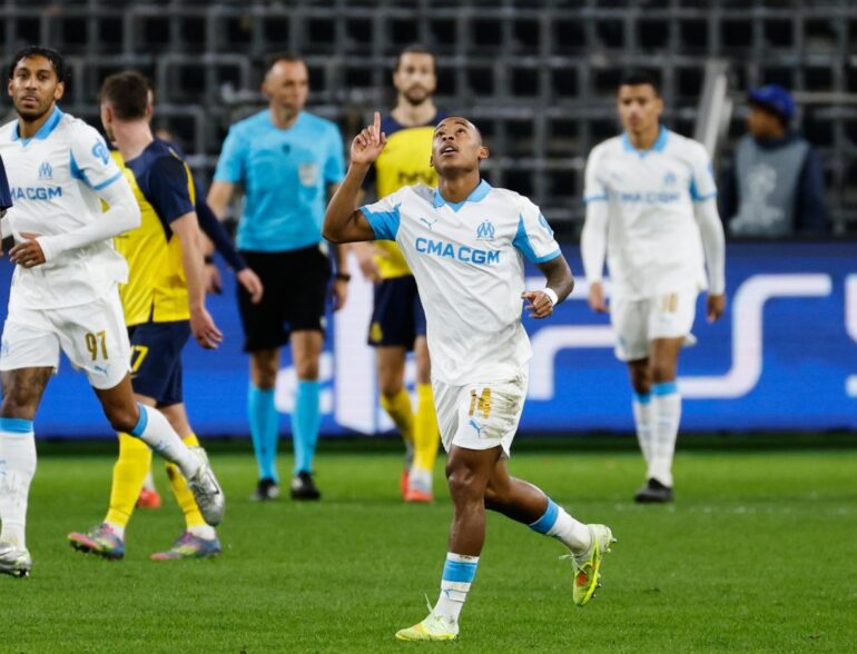 Roma eyes Paixão as Greenwood moves toward Fenerbahçe