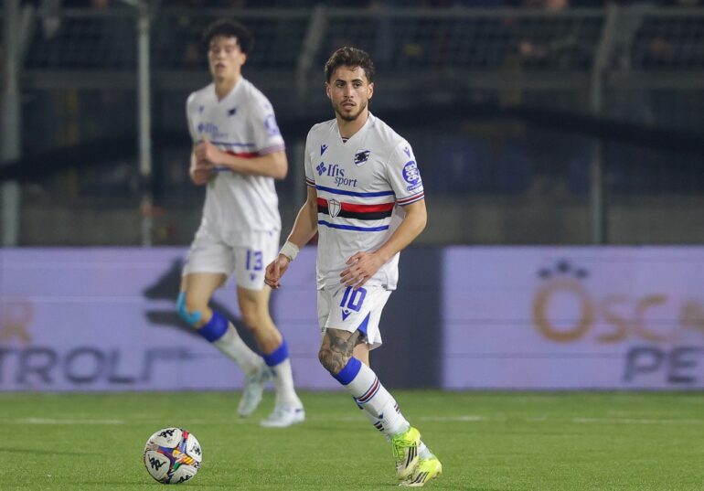 Roma to sell fringe players Mannini and Cherubini