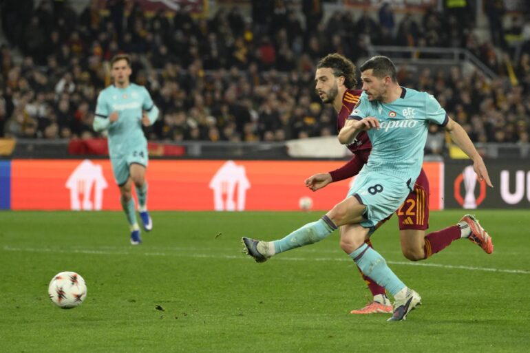 Roma Eyes Freuler to Strengthen Midfield Under Gasperini