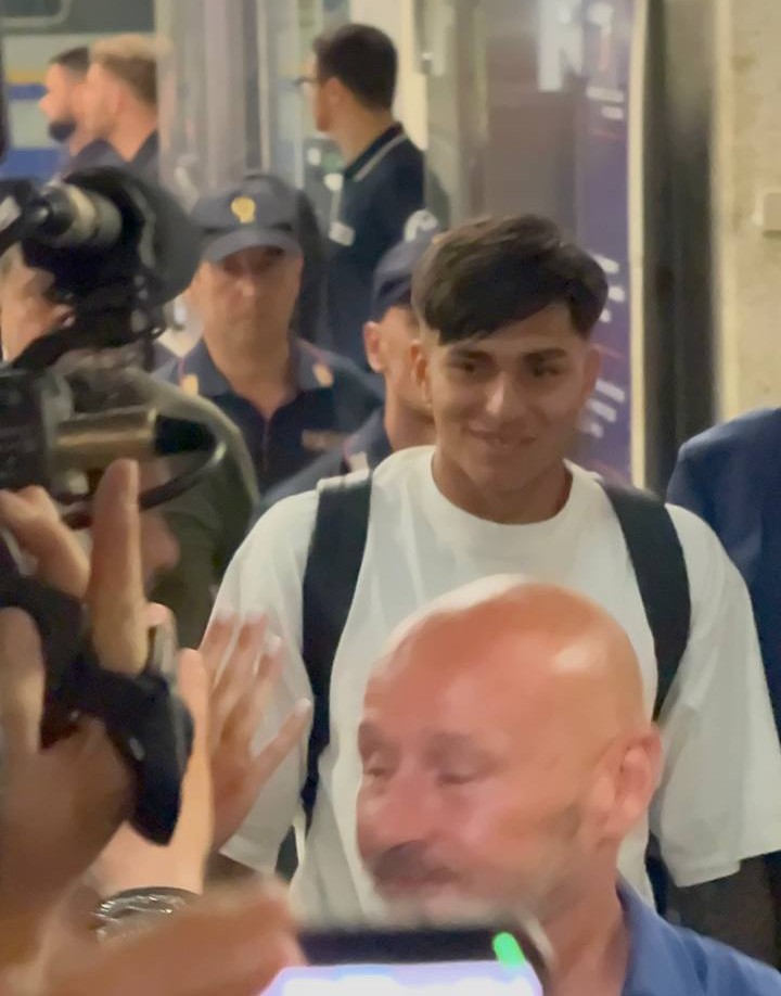 Castro to Wear Number 9 at Roma with 'S. CASTRO' on Shirt