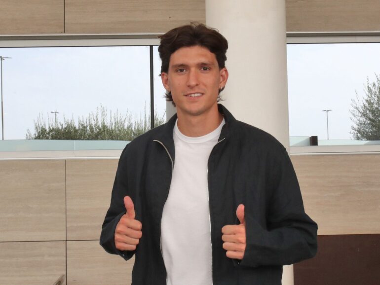 Balerdi arrives in Rome for medical and contract signing