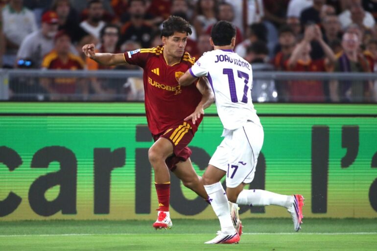 Lulli's debut night: the 2007-born winger shines in sold-out opener