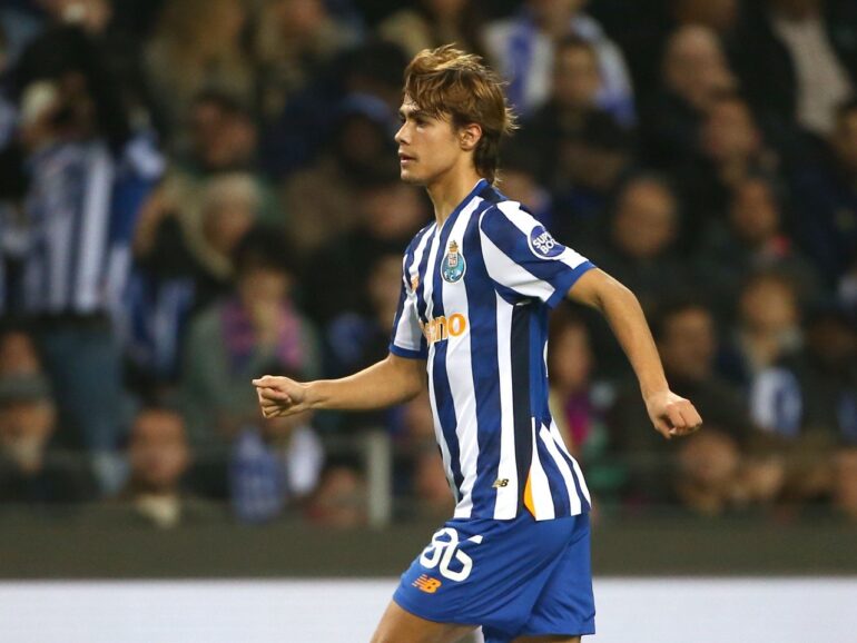 Roma close in on Rodrigo Mora as Porto chief Farioli cools speculation