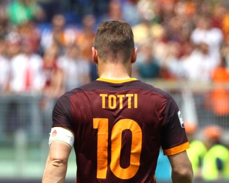 Totti and Roma: talks stall over role and royalties
