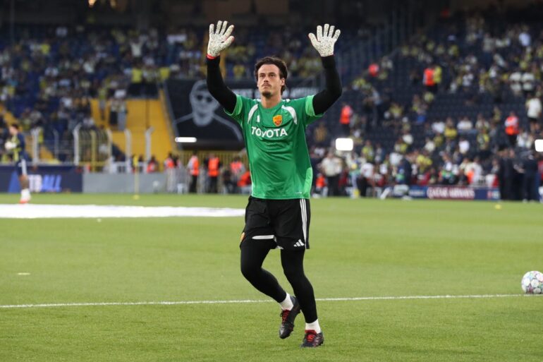 Svilar reflects on draw at Fenerbahçe in Champions League opener
