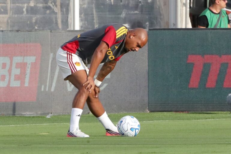 Malen sidelined for Netherlands duty with injury