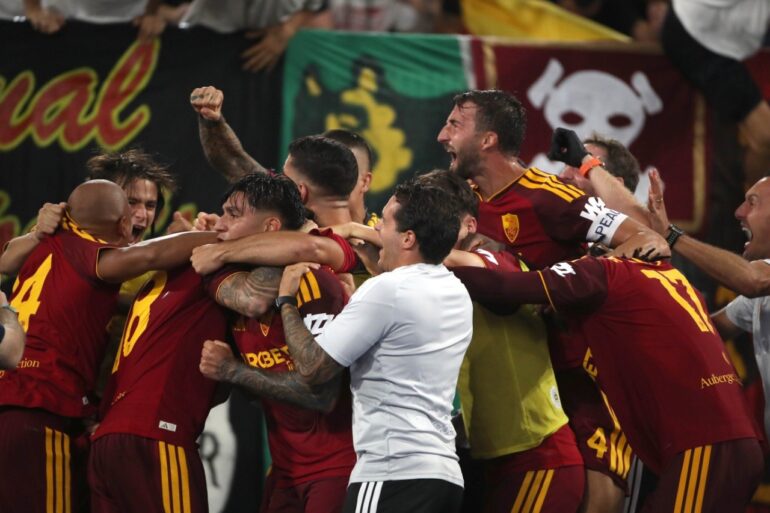 Roma complete comeback against Atalanta to top the standings and send message to Inter