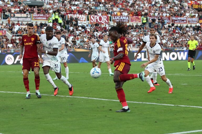 Roma draw 2-2 with Inter; ten-game winning run ends as home curse persists