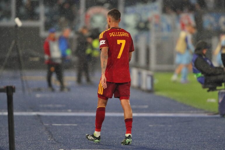 Pellegrini injury adds to Roma's problems ahead of Napoli trip