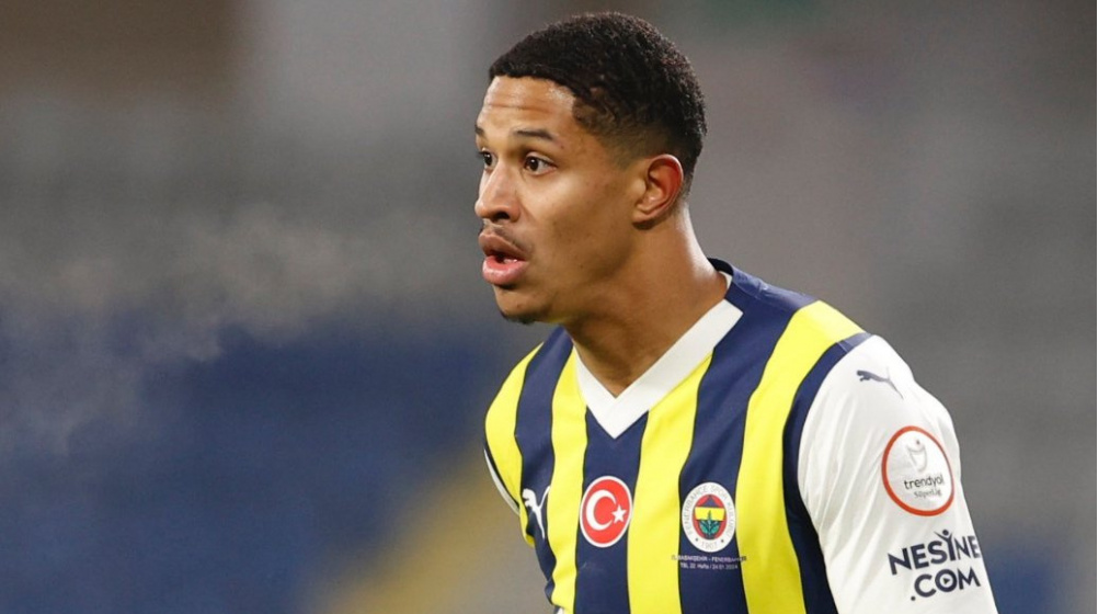 Roma advance in pursuit of Oosterwolde with €17–18m offer to Fenerbahçe