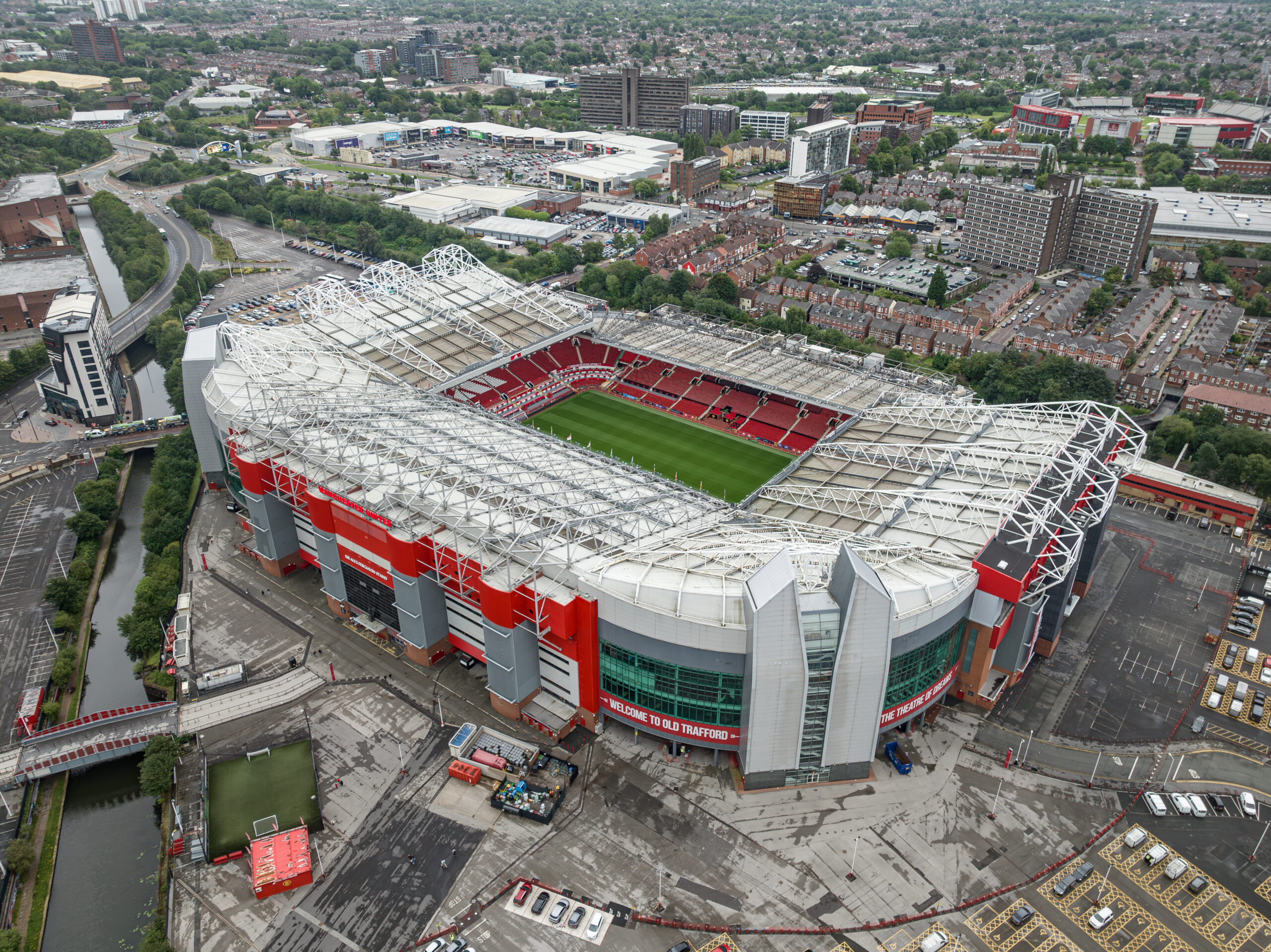 Manchester United v Roma: all the information for Giallorossi fans at Old Trafford
